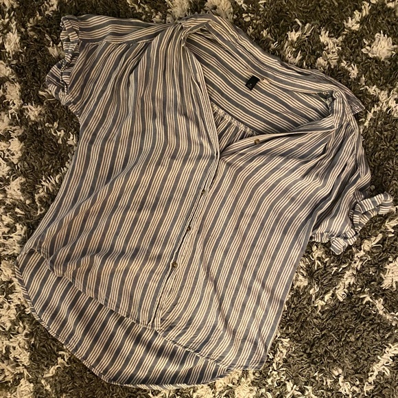 Universal Thread Striped Top - Picture 3 of 6